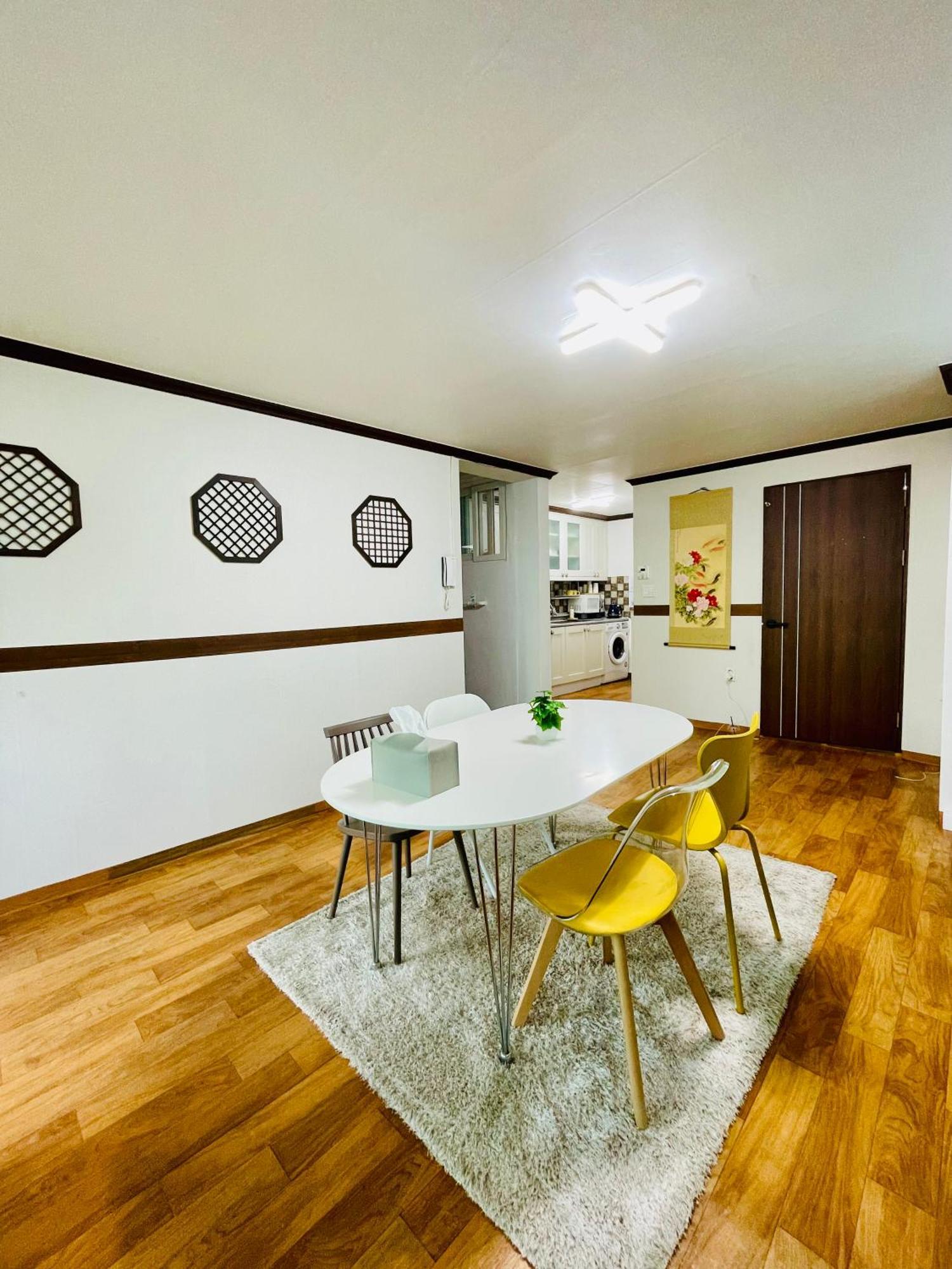 Apartment Cheong Un Gak *