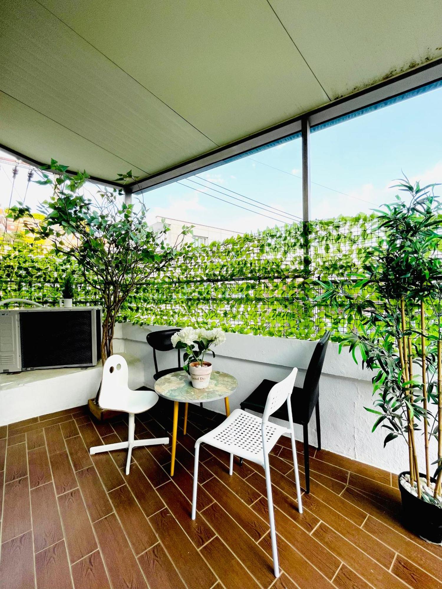 Apartment Cheong Un Gak Seoul